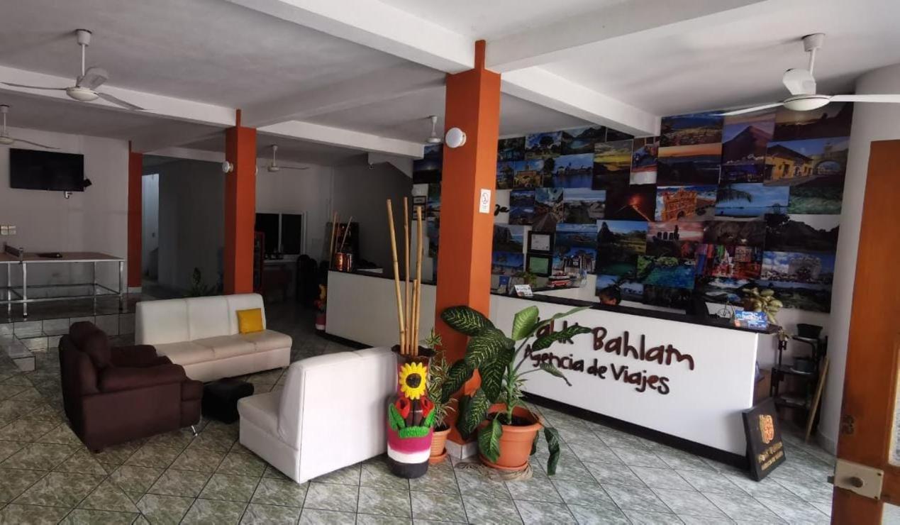 Hostal Tah Itza Flores Exterior photo