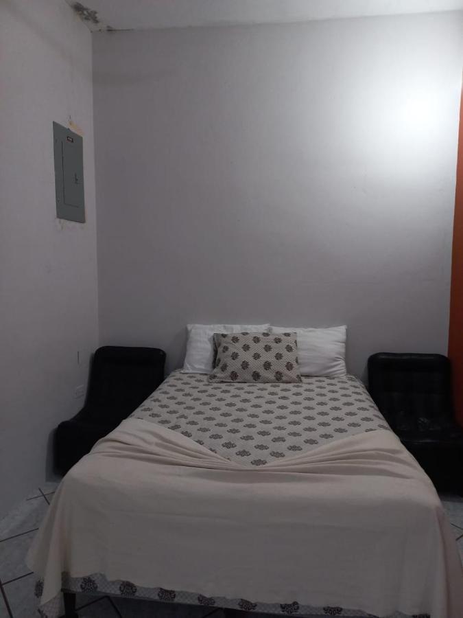 Hostal Tah Itza Flores Exterior photo